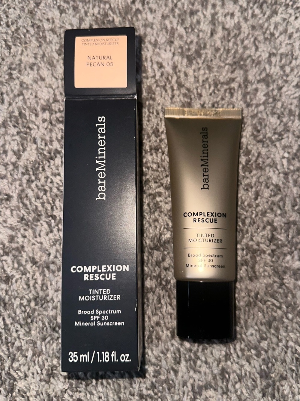 Brand New Bare Minerals Complexion Rescue Tinted Moisturizer in Natural Pecan 05